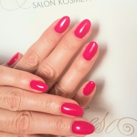 Zabiegi na dłonie manicure